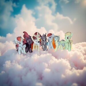 My Little Pony Lot of 7 Blind-Bag Figures 1.5’ Approx A23